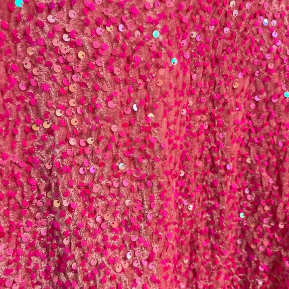 Women’s sequined chenille/velvet like pink tank. Size Large. Adjustable straps. - Picture 2 of 3